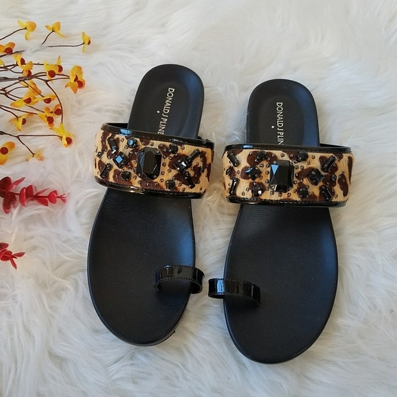 DONALD J. PLINER TULIASP SANDALS - Picture 1 of 8